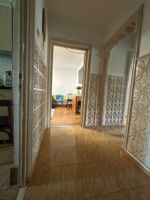 Vând urgent apartament 3 camere