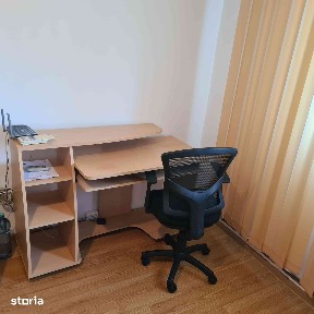 Închiriez apartament 3 camere semidecomandat