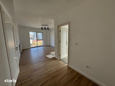 Apartament finisat 4 camere, 2 bai, 93,3 mp utili, etaj retras, Dambul