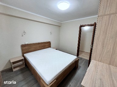 Apartament 3 camere renovat complet cu garaj Valea Garboului