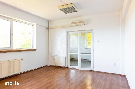 SPATIU COMERCIAL 160 MP // ZONA CENTRALA//CABINETE MEDICALE