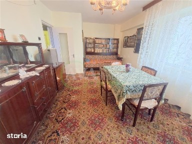 Apartament 2 decomandate, etaj 2, zona 9 Mai Ciupercute
