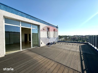Apartament cu 3 camere de vanzare bloc caramida Cumpana intrare
