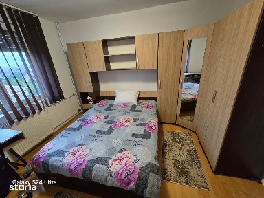 Apartament cu 4 camere, Piata Decebal