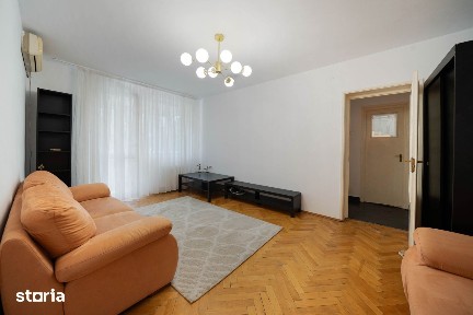 Loc de parcare, vedere parc Gh. Petrascu,etaj 1/4,bloc reabilitat