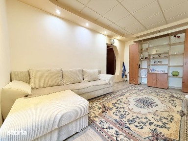 Apartament cu 3 camere de inchiriat in zona Abator