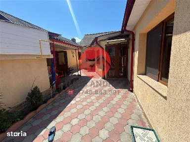 Casa centrala Tulcea, 2 corpuri, garaj, gata de mutare