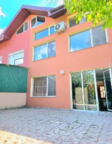 Casă P+1+M, 195 mp utili, teren 364 mp - Chiajna, la 200 m de pădure | Comision 0% cumpărător