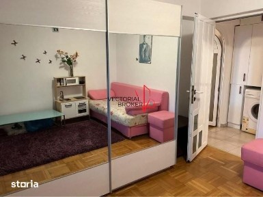 2 camere semidecomandate, et.7, 50mp, renovat, mobilat, Basarabia- Cam
