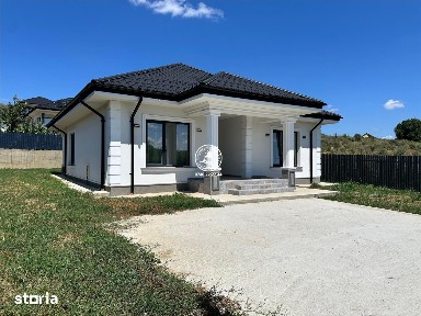 Casa 3 camere de vanzare - Goruni, Tomesti
