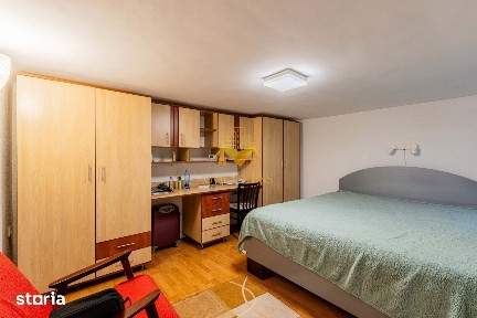 Garsoniera, la casa, parcare, Zorilor Zona UMF, Marinescu, Piezisa