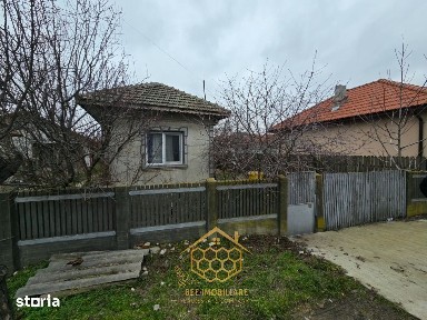 Casa P+Beci + 1.451 mp Teren ( Toate utilitatile) - Langă Profi/Pepco
