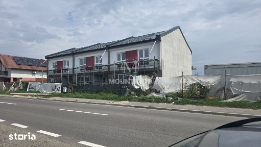 Casă tip Triplex 130 mp/utili, teren 156 mp,str. Lânii, Bartolomeu