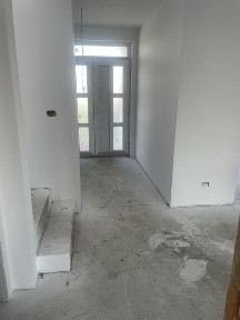 Vand casa individuala