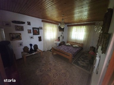 Casă De Vanzare Sat Bistrita