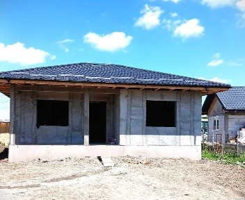 Casa parter Muntenii de sus