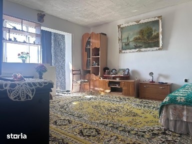 Apartament 3 camere, decomandat, 62 mp utili, etaj intermediar-Micro 4
