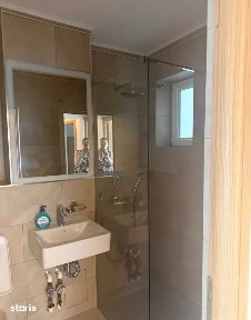 apartament cu doua camere, decomandat, cu acces facil la metrou Favori