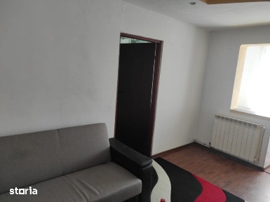 Inchiriez apartament cu 2 camere