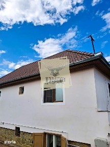 Casa Individuala 3 camere cu garaj si 506 Teren in Rasinari Comision 0