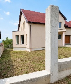 Casa Individuala cu Garaj - SU 220MP I ST 500MP - la Intrare in Chinte