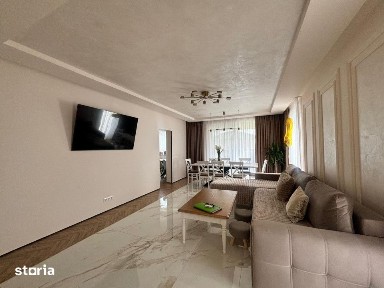 Vanzare - Casa cu suprafata de 189 mp, teren de 7ari, mobilat si utila