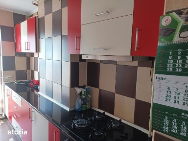 Vand apartament Floresti