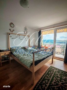 Apartament de vanzare 4 cam 98mp+ 2 balcoane 12.35mp Baciu zona Restau
