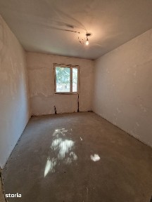 De vanzare apartament 4 camere, 83mp, etajul 2, 2 bai si balcon 67500e