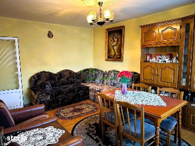 Apartament decomandat Traian Zona Republicii 74 000 euro Etaj 3