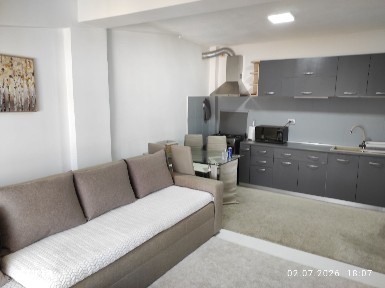 Apartament 2 camere mansardă cu balcon, Aparatorii Patriei