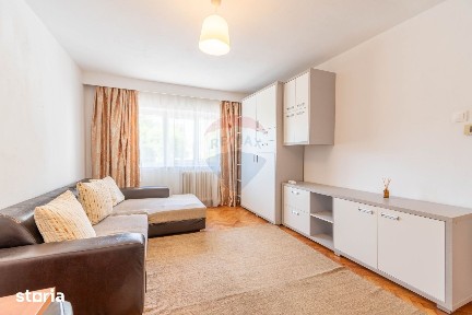 Apartament cu 3 camere de inchiriat - Cluj-Napoca, Str. Pasteur