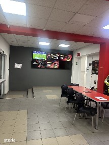 Campina - ultracentral - Spațiu Comercial - 105mp - 2000 Euro/Luna