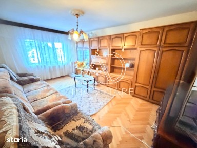 Apartament decomandat cu 3 camere de vânzare - Aleea Energeticienilor