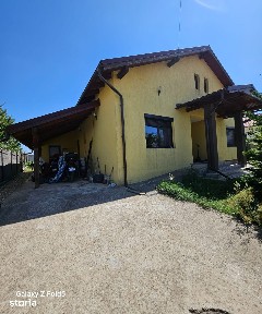 Casă de vânzare - Cartier Balcescu, Oradea