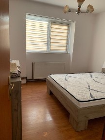 Închiriez apartament cu 2 camere cartier 1 Mai