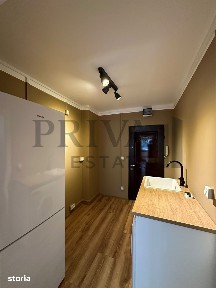 Garsoniera renovata, 26 mp, etaj 2, Complex Studențesc
