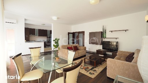 Apartament cu 3 camere mobilat, loc de parcare