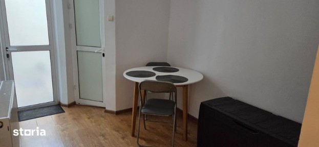 Inchiriez apartment 2 camera centru.