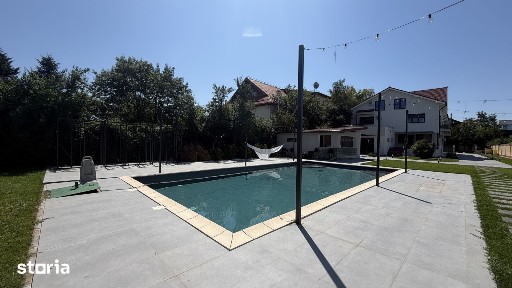 Vilă premium 10 camere cu piscină și teren de 1.300 mp zona Pipera