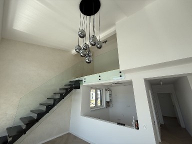 Vand apartament 3 camere/ schimb cu auto