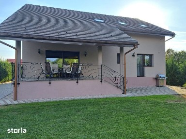 Vanzare - Casa P+M, 228 mp utili, teren 1125 mp, finisata lux, mobilat