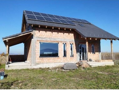Casa de vanzare granita sanpetru-bod
