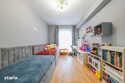 Apartament 3 camere în zona CAMPULUI