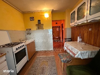 Apartament 3 camere,etaj intermediar,zona General I.Dragalina