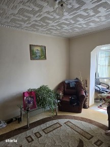 Vand apartament cu 2 camere