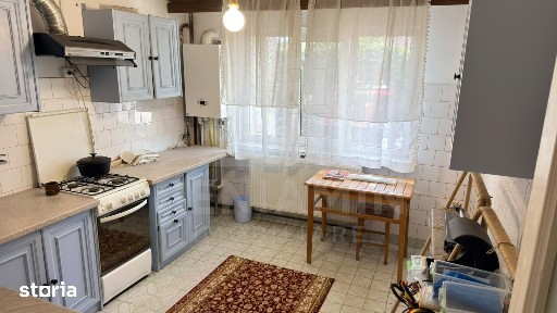 De vanzare casa tip duplex Piata Chiriac 222mp