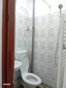 Ofer spre inchiriere garsoniera zona Zahana