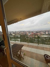 Apartament cu 3 camere in Buna Ziua