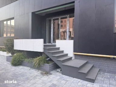 Spatiu comercial ultracentral - prima inchiriere